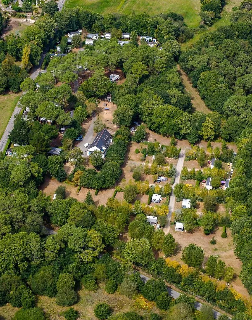 Camping De Kergo contacts