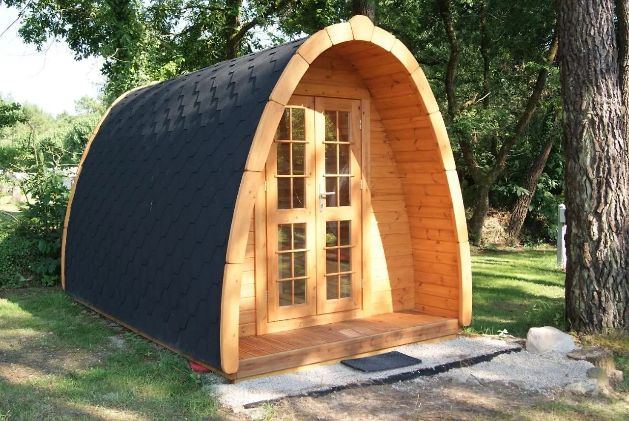 Campsite Camping De Kergo Ploemel