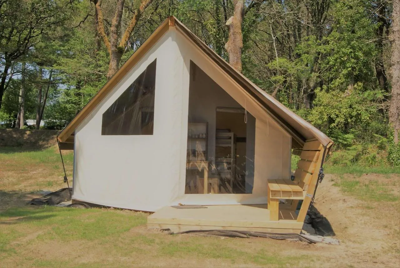 Camping De Kergo Ploemel 0*,